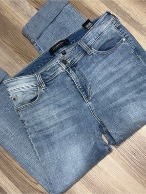 Liverpool Women's Light Blue Cropped Ankle Jeans